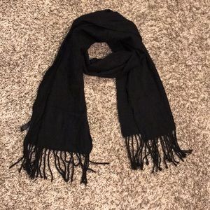 Enzo Mantovani cashmere scarf